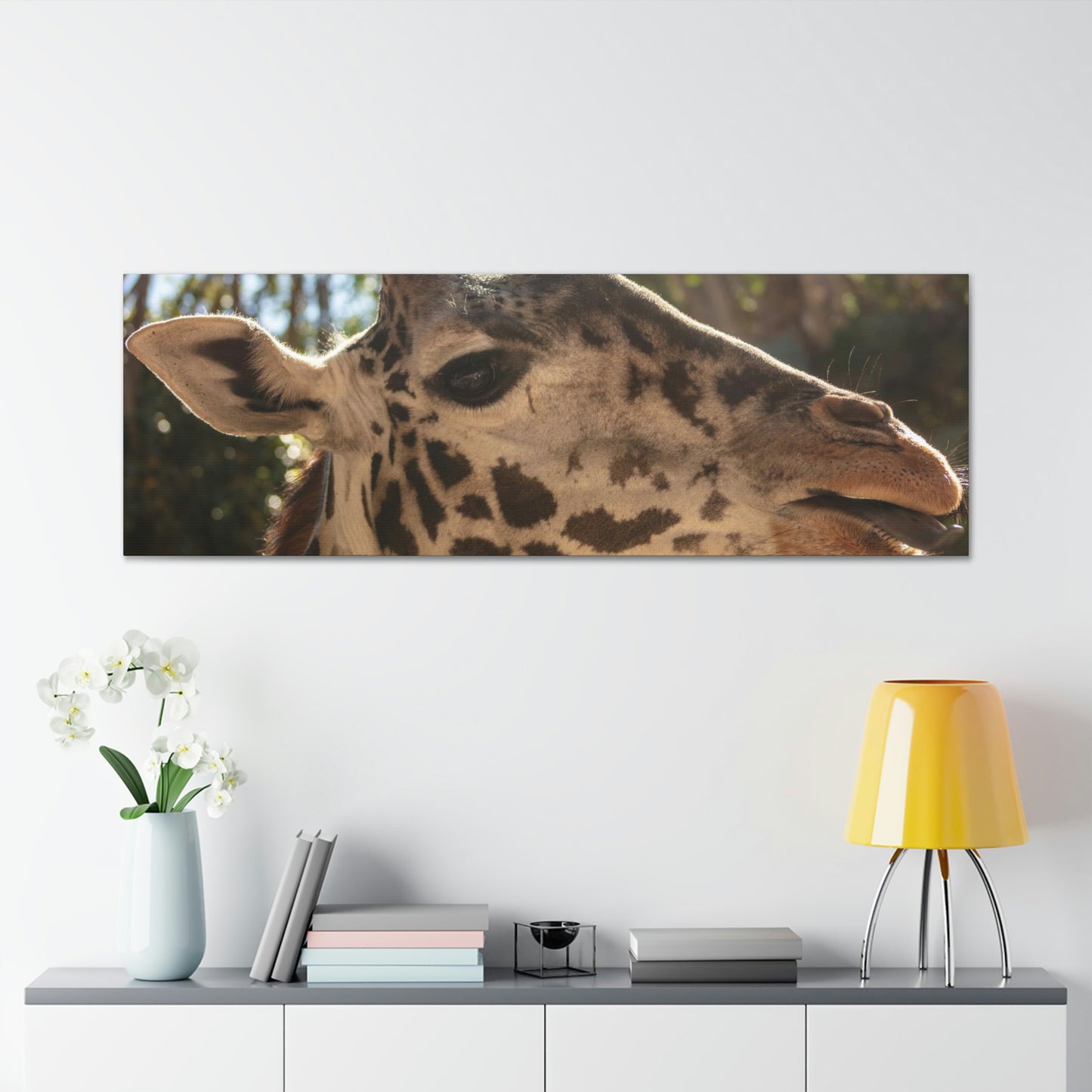 Smiling Giraffe Canvas