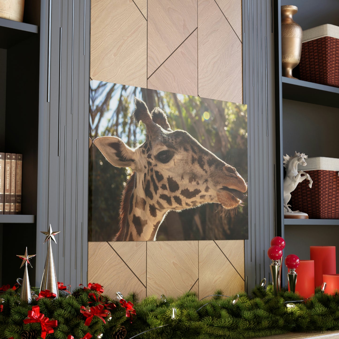 Smiling Giraffe Canvas