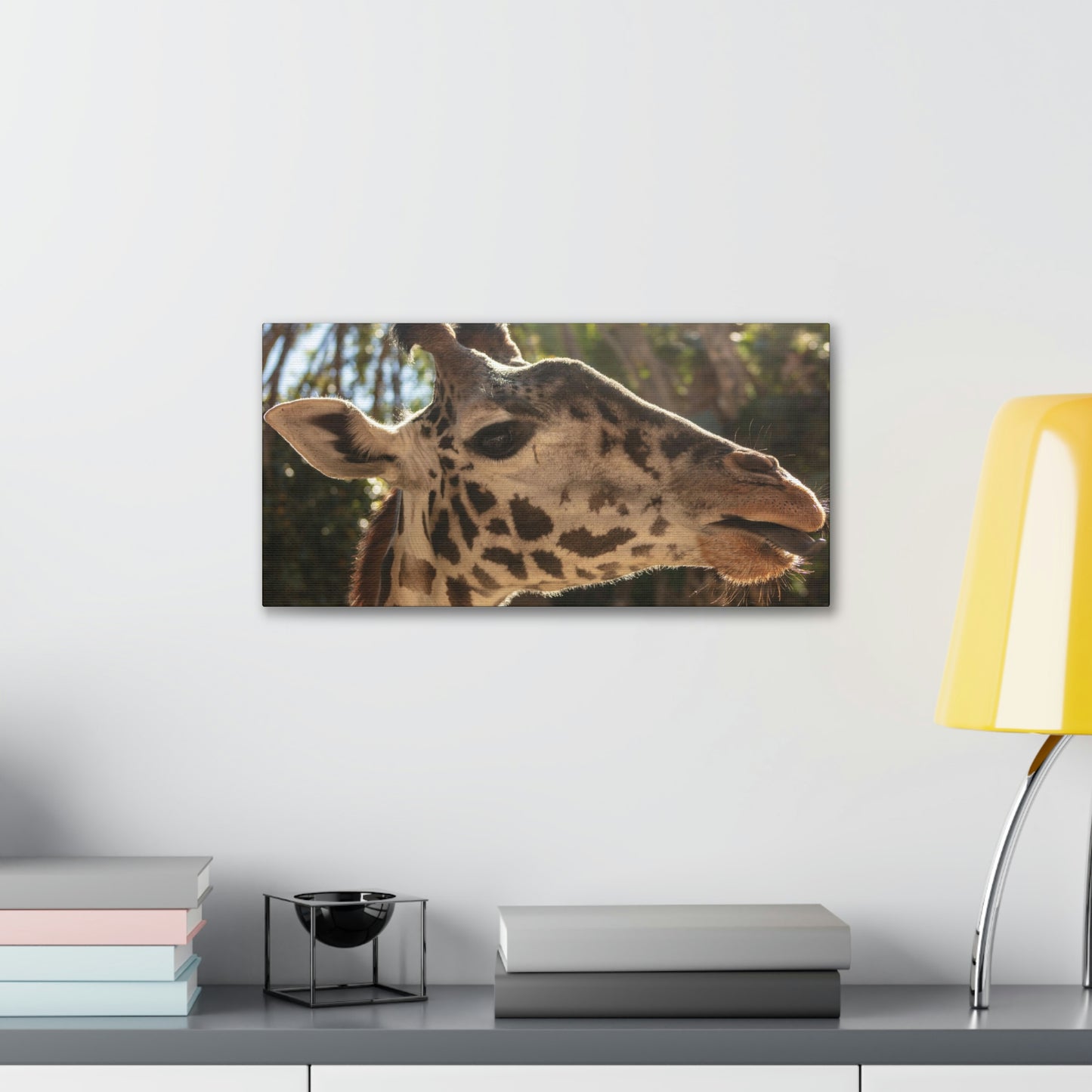 Smiling Giraffe Canvas