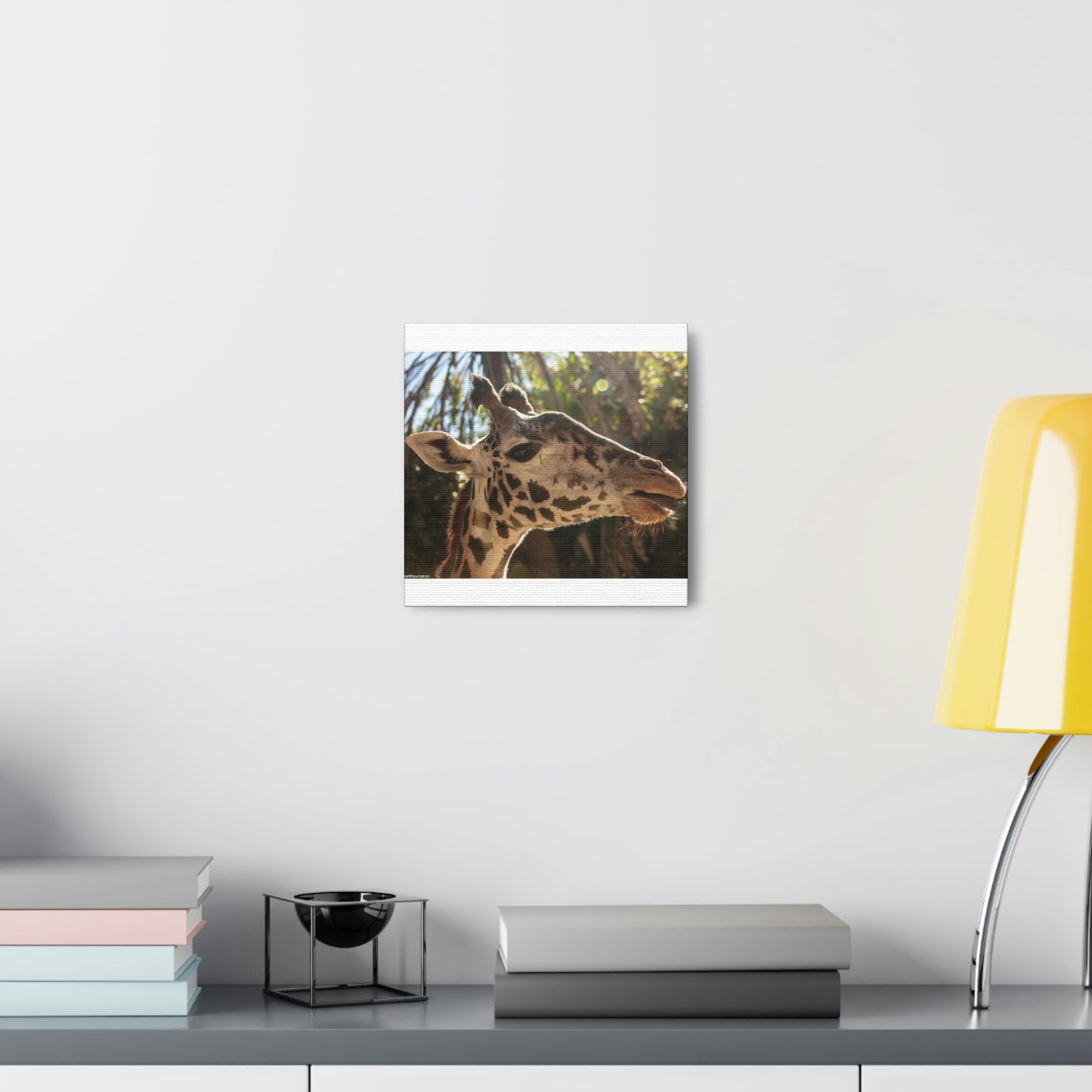 Smiling Giraffe Canvas